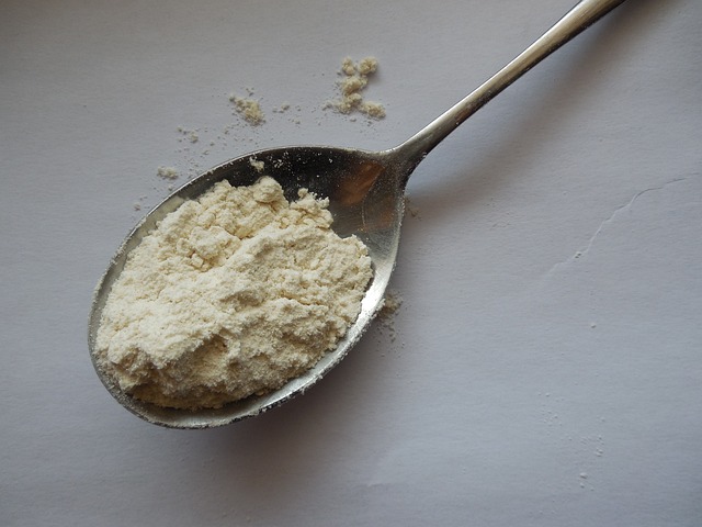 spoon of flour